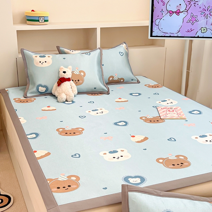 91家纺网 家纺一手货源 找家纺 懒猫家纺 2026新款600D数码印花冰丝凉席系列 熊熊甜品