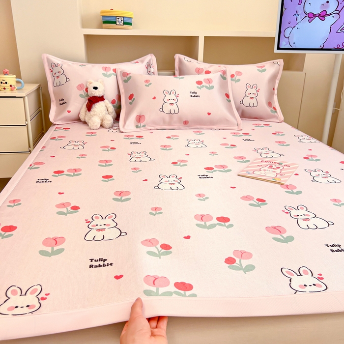 91家纺网 家纺一手货源 找家纺 懒猫家纺 2026新款600D数码印花冰丝凉席系列 郁金香小兔