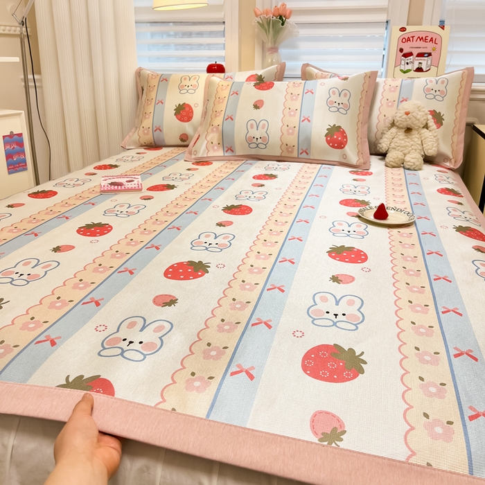 91家纺网 家纺一手货源 找家纺 懒猫家纺 2026新款600D数码印花冰丝凉席系列 小甜心