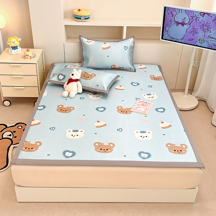 91家纺网 家纺一手货源 找家纺 懒猫家纺 2026新款600D数码印花冰丝凉席系列 熊熊甜品