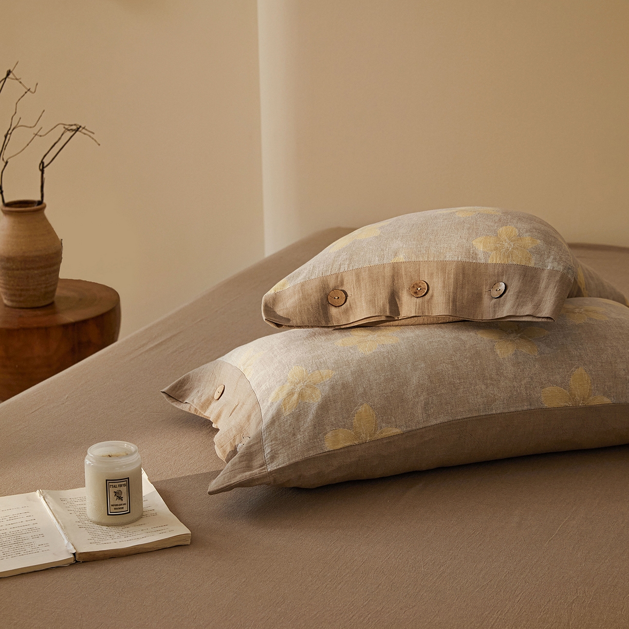 91家纺网 家纺一手货源 找家纺 （总）仰望棉麻双层纱供应链 2026新款艺语一花三色全棉色织提花双层纱纽扣款四件套