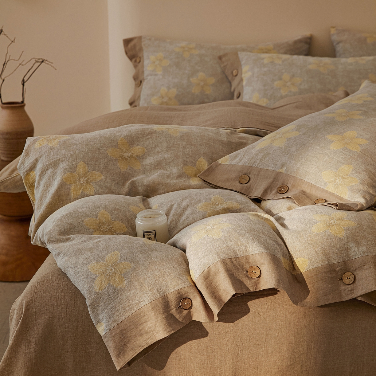 91家纺网 家纺一手货源 找家纺 （总）仰望棉麻双层纱供应链 2026新款艺语一花三色全棉色织提花双层纱纽扣款四件套