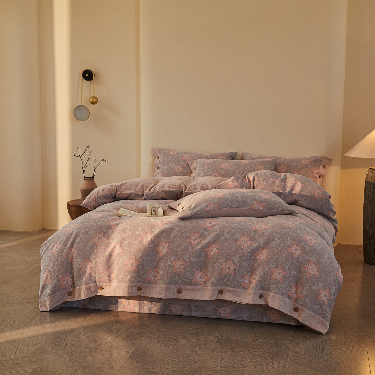 91家纺网 家纺一手货源 找家纺 仰望棉麻双层纱供应链 2026新款艺语一花三色全棉色织提花双层纱纽扣款四件套 艺语-藕紫