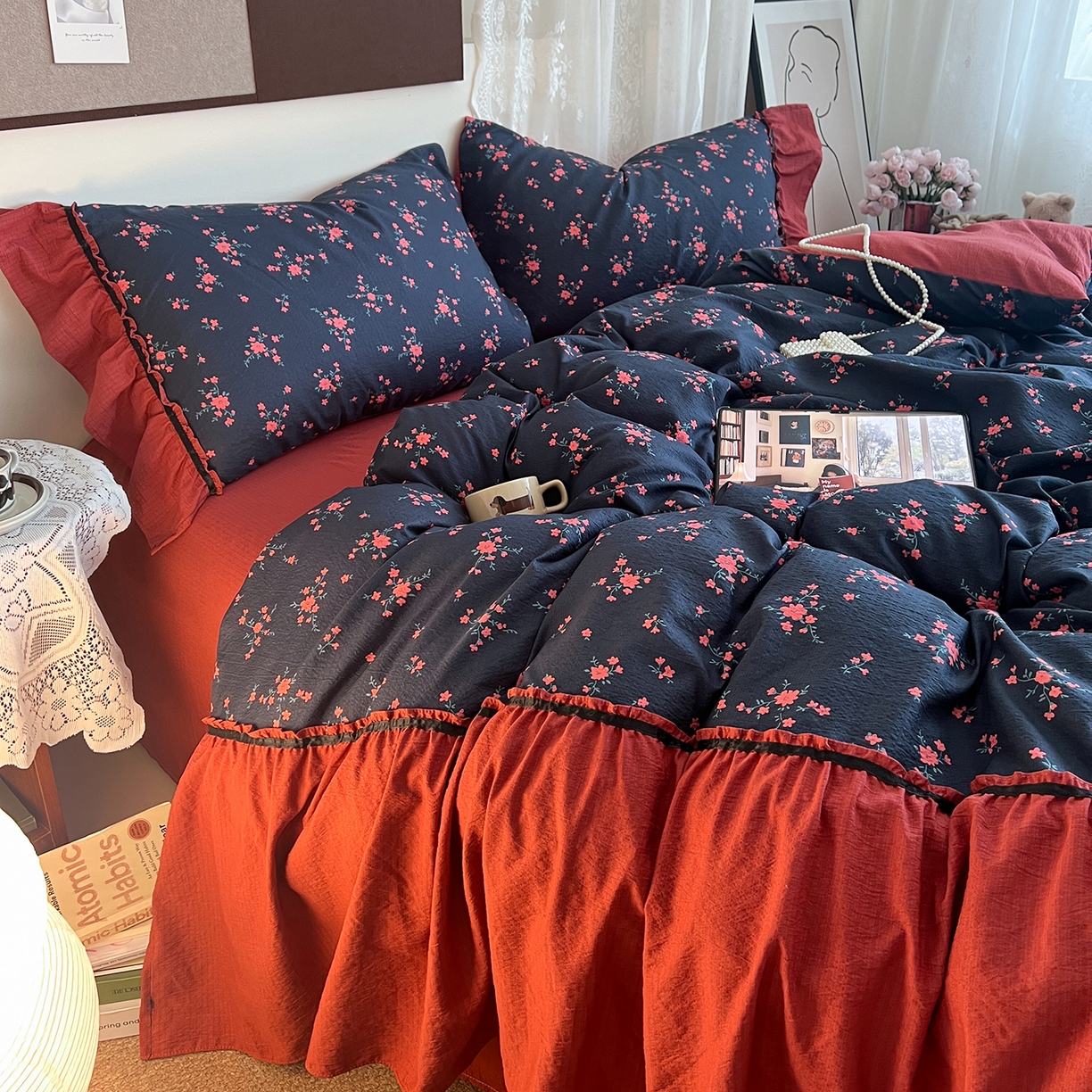 91家纺网 家纺一手货源 找家纺 晨曦家纺 2026新款韩系法式慵懒氛围感印花泡芙花边四件套 红莓花信