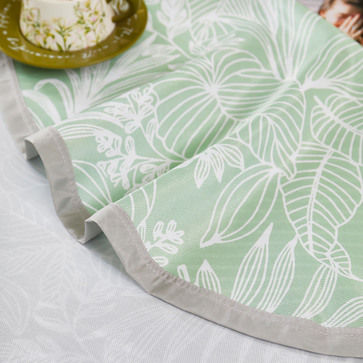 91家纺网 家纺一手货源 找家纺 星窝家纺 2026新款直播电商优选可机洗斜纹提花冰丝凉席三件套 温婉佳人