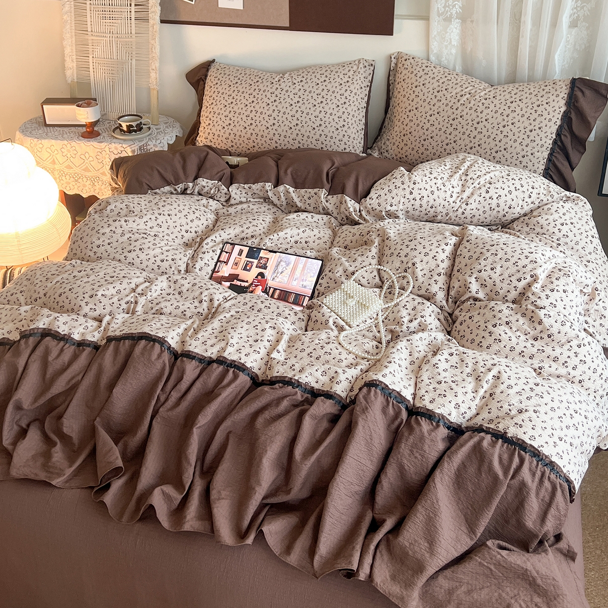 91家纺网 家纺一手货源 找家纺 晨曦家纺 2026新款韩系法式慵懒氛围感印花泡芙花边四件套 可可花舞