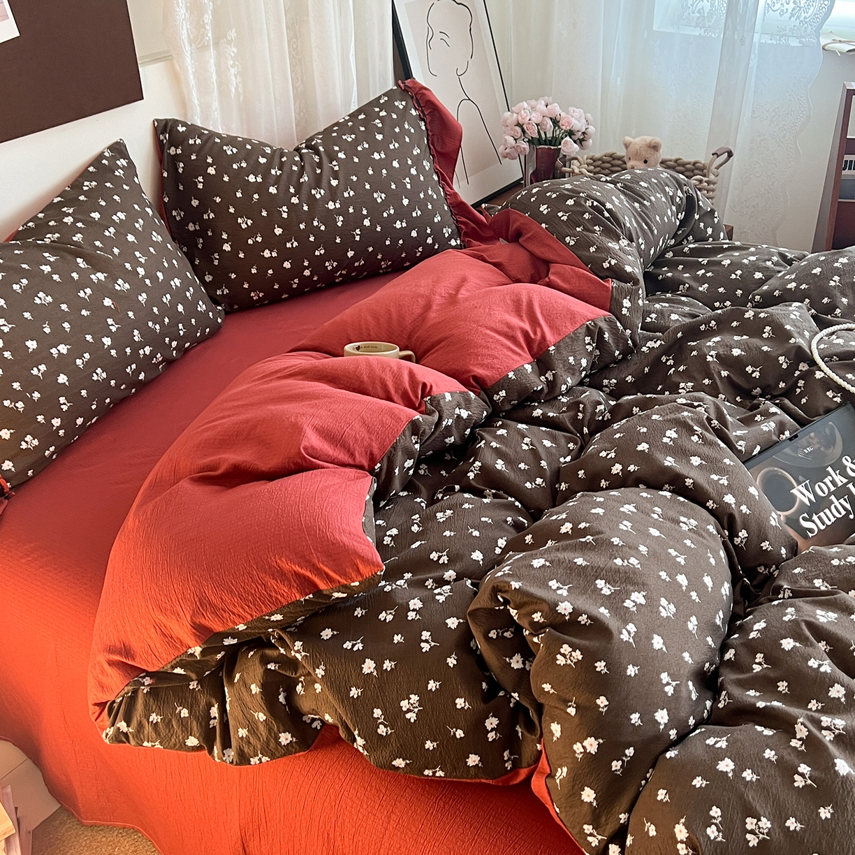 91家纺网 家纺一手货源 找家纺 晨曦家纺 2026新款韩系法式慵懒氛围感印花泡芙花边四件套 森系精灵