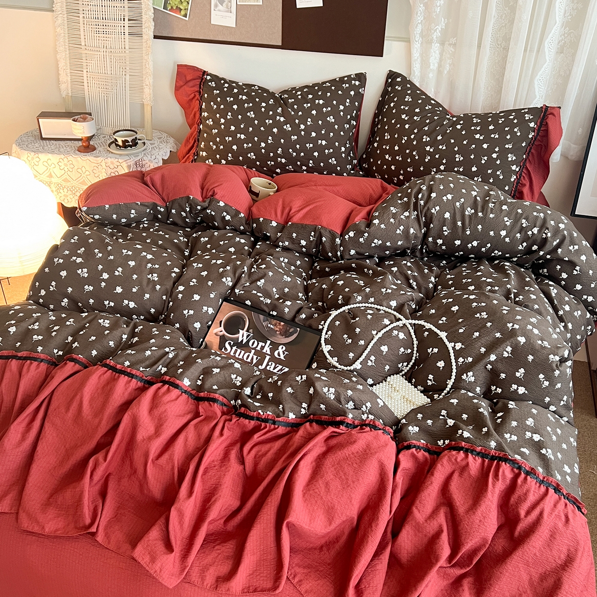 91家纺网 家纺一手货源 找家纺 晨曦家纺 2026新款韩系法式慵懒氛围感印花泡芙花边四件套 森系精灵