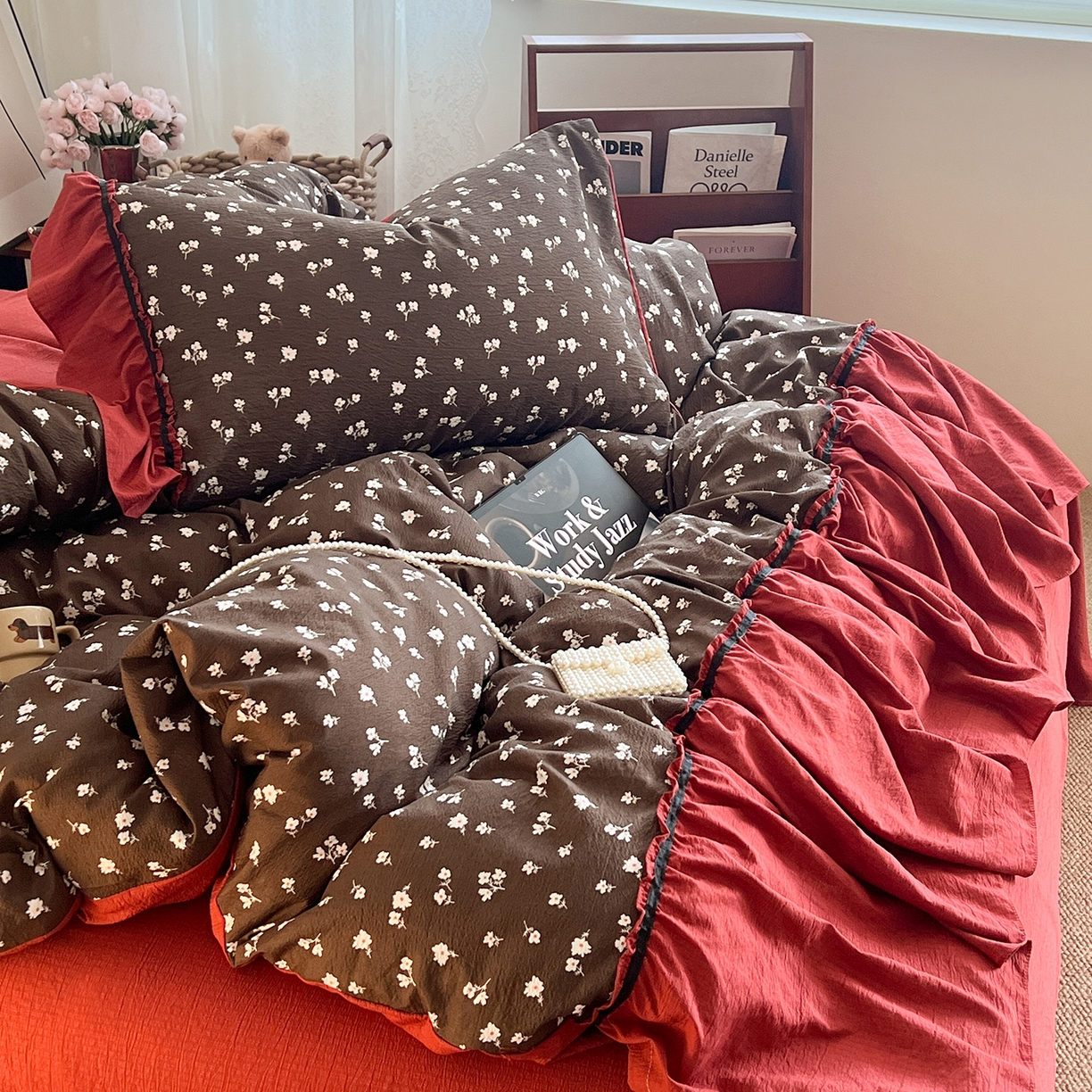 91家纺网 家纺一手货源 找家纺 晨曦家纺 2026新款韩系法式慵懒氛围感印花泡芙花边四件套 森系精灵