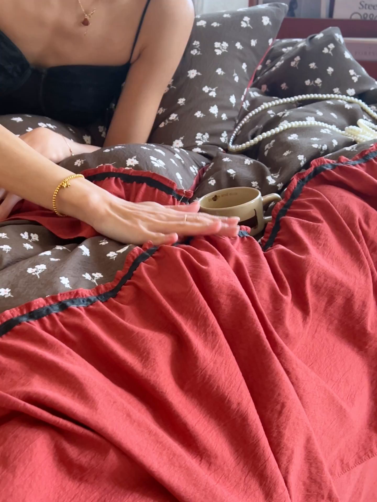 91家纺网 家纺一手货源 找家纺 晨曦家纺 2026新款韩系法式慵懒氛围感印花泡芙花边四件套 森系精灵