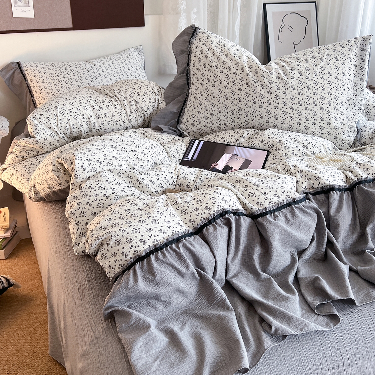 91家纺网 家纺一手货源 找家纺 晨曦家纺 2026新款韩系法式慵懒氛围感印花泡芙花边四件套 雾灰庄园