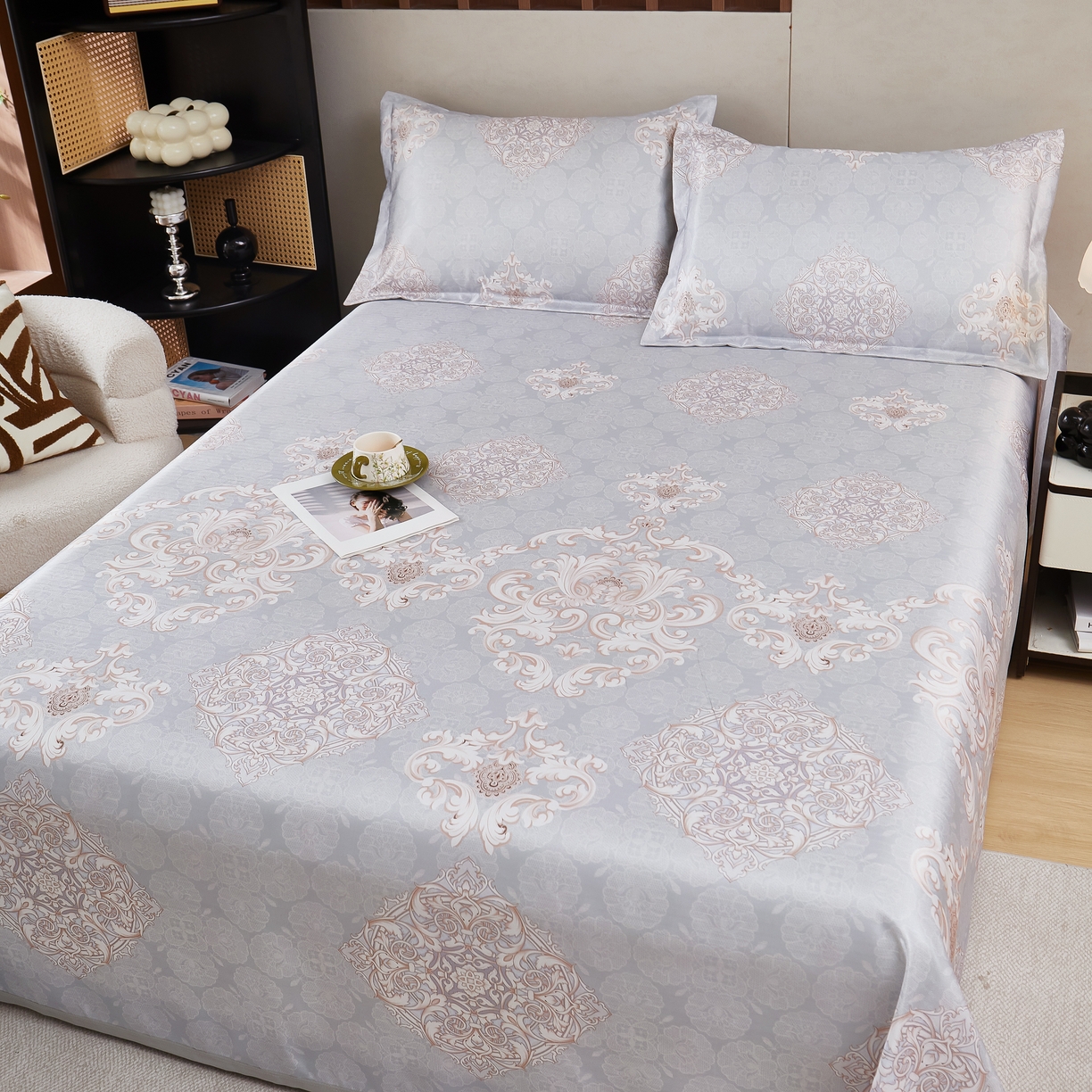 91家纺网 家纺一手货源 找家纺 星窝家纺 2026新款直播电商优选可机洗斜纹提花冰丝凉席三件套 巴黎春天