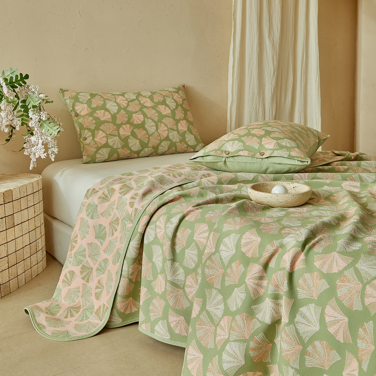 91家纺网 家纺一手货源 找家纺 孑寐家纺 2026新款100%纯棉色织双面大提花老粗布凉席三件套 银杏叶影-绿色