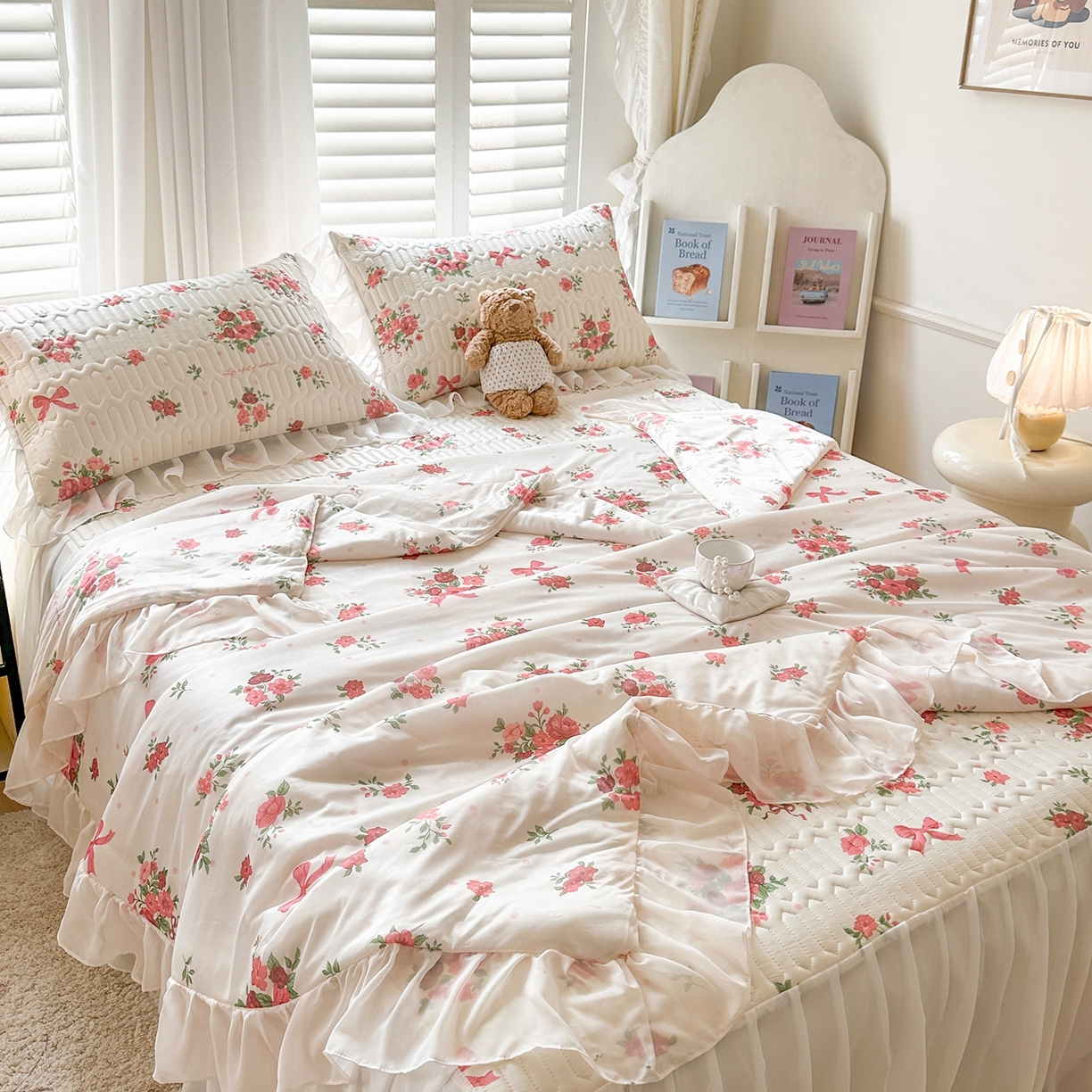 91家纺网 家纺一手货源 找家纺 慕澄2026新款小版印花床裙款乳胶凉席凉感丝夏被四件套 玫瑰结