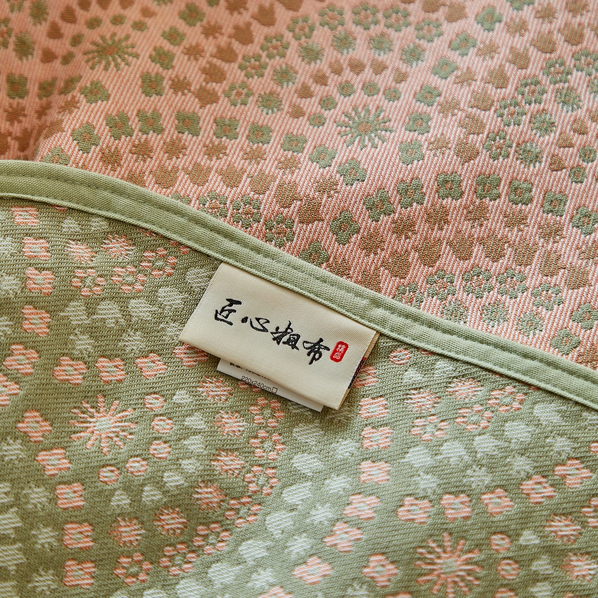 91家纺网 家纺一手货源 找家纺 孑寐家纺 2026新款100%纯棉色织双面大提花老粗布凉席三件套 彩虹太阳花-绿色