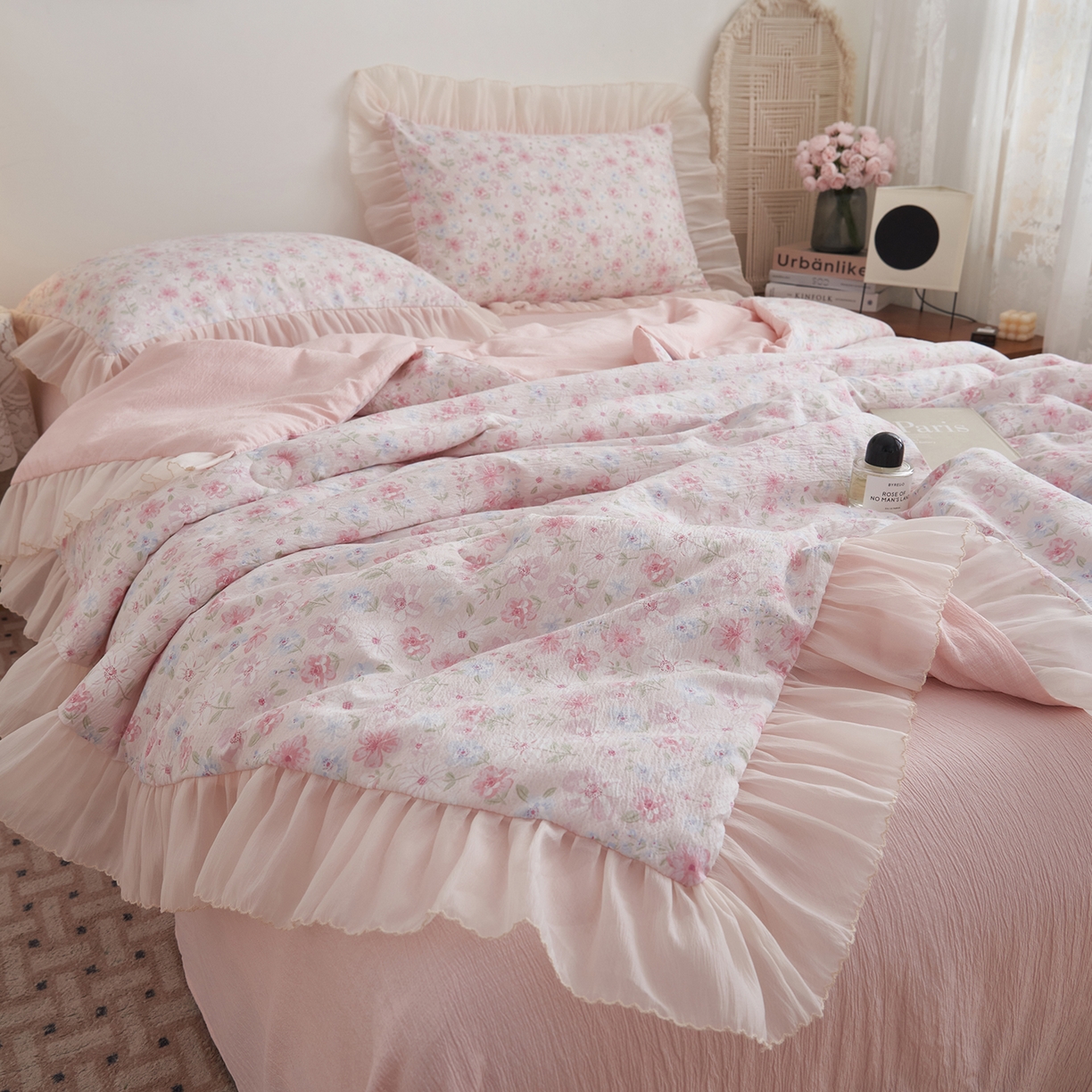 91家纺网 家纺一手货源 找家纺 晨曦家纺 2026新款皱雾纱水洗夏凉被夏被四件套少女ins风韩版 奶油花篱