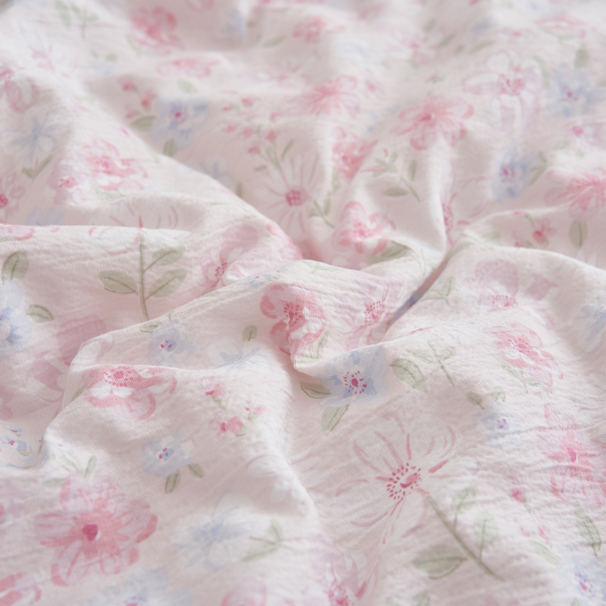 91家纺网 家纺一手货源 找家纺 晨曦家纺 2026新款皱雾纱水洗夏凉被夏被四件套少女ins风韩版 奶油花篱