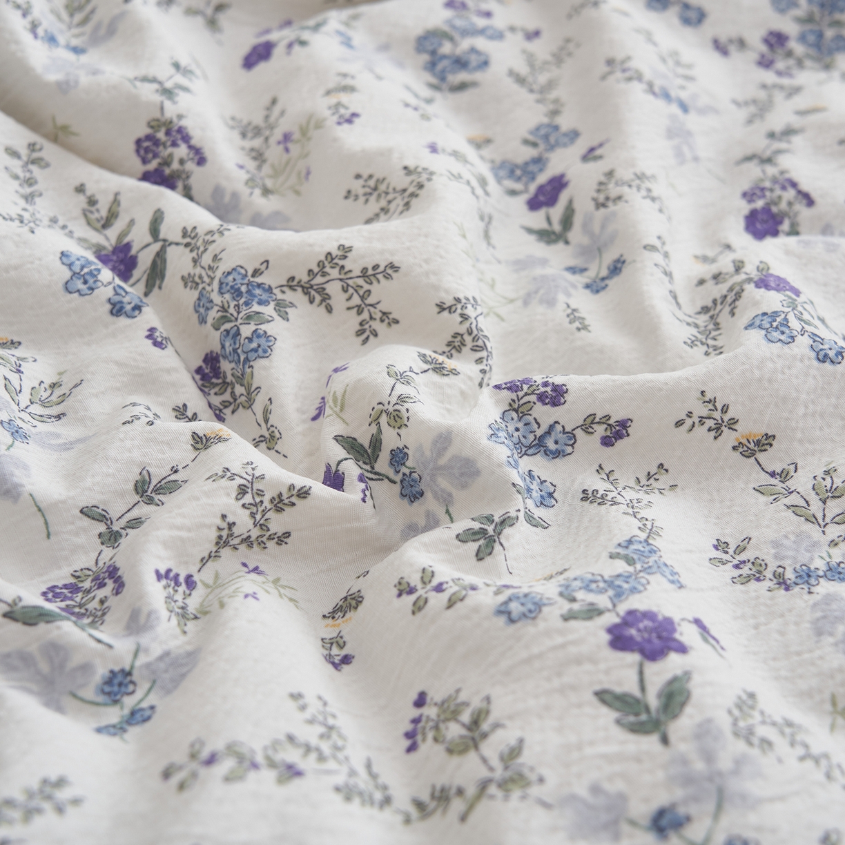 91家纺网 家纺一手货源 找家纺 晨曦家纺 2026新款皱雾纱水洗夏凉被夏被四件套少女ins风韩版 蓝花的信