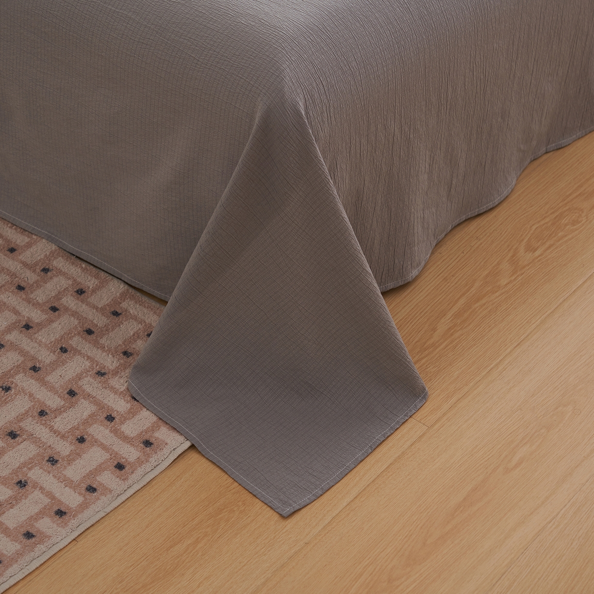 91家纺网 家纺一手货源 找家纺 晨曦家纺 2026新款皱雾纱水洗夏凉被夏被四件套少女ins风韩版 松烟星子