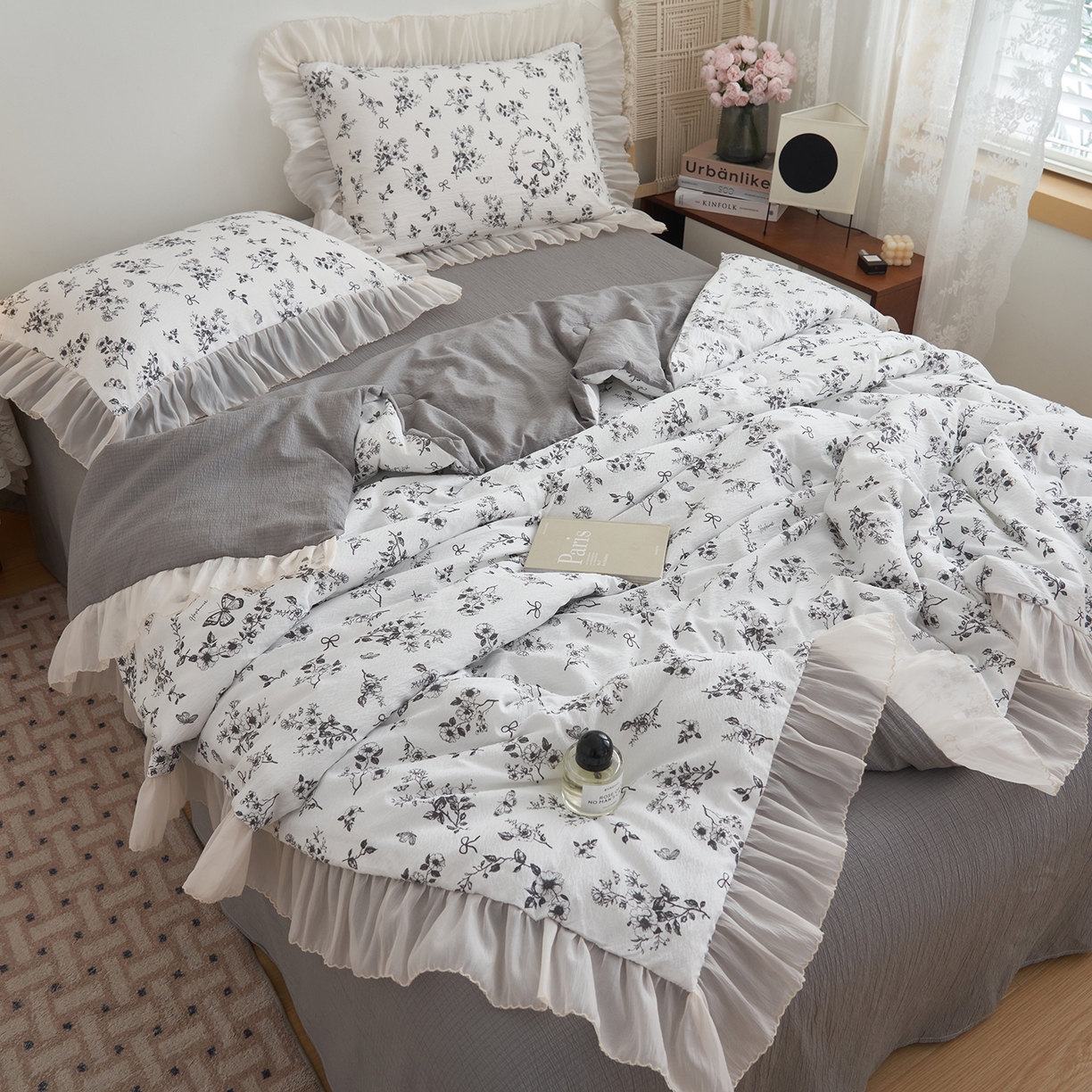 91家纺网 家纺一手货源 找家纺 晨曦家纺 2026新款皱雾纱水洗夏凉被夏被四件套少女ins风韩版 素墨蝶语