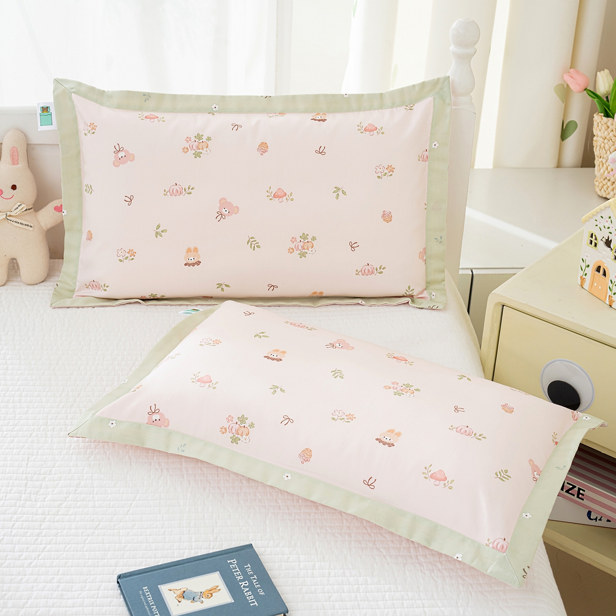 91家纺网 家纺一手货源 找家纺 良佐生活 2026新款A类60支全棉贡缎长绒棉拼角枕套 兔熊宝贝