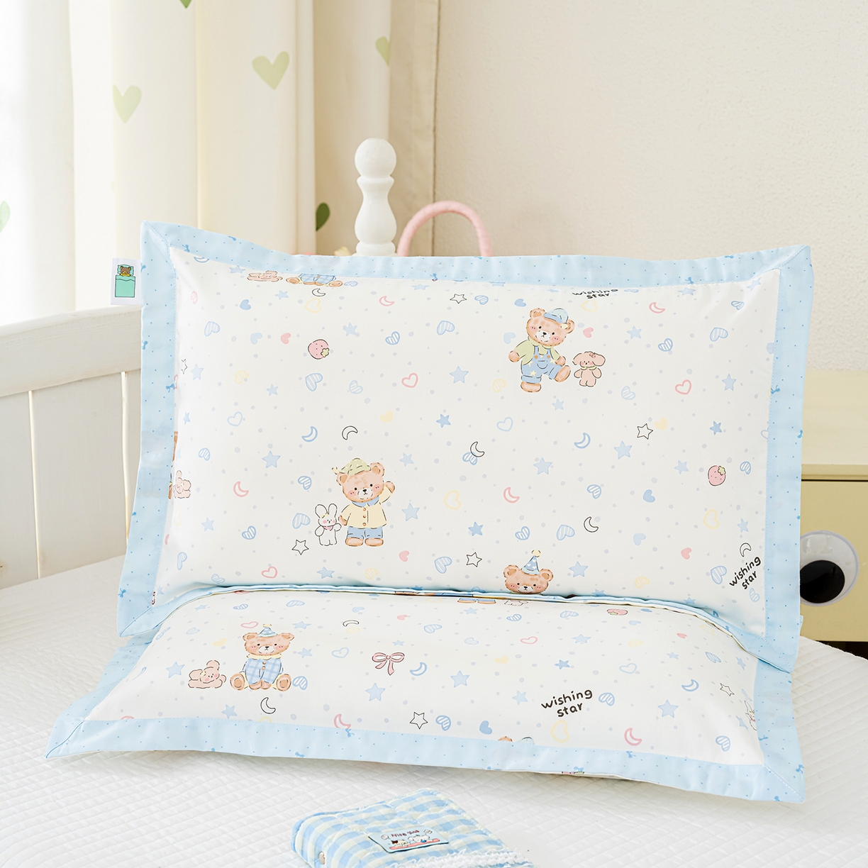 91家纺网 家纺一手货源 找家纺 良佐生活 2026新款A类60支全棉贡缎长绒棉拼角枕套 星语星愿