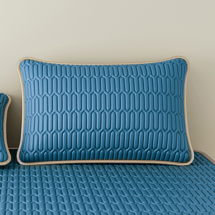 91家纺网 家纺一手货源 找家纺 奇丝雅 2026新款夏季A类纯色乳胶冰丝凉席枕套凉感家用可机洗单人学生宿舍48×74cm一只一对 乳胶冰丝枕套-典雅蓝