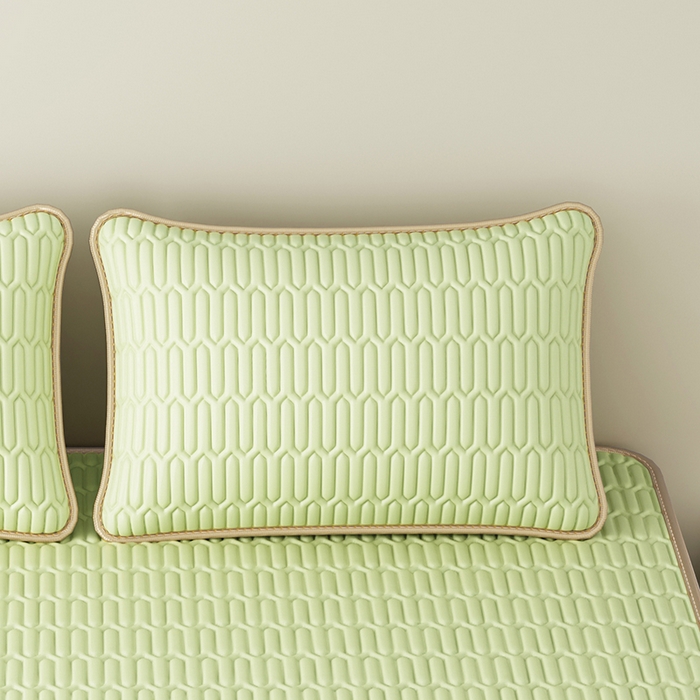 91家纺网 家纺一手货源 找家纺 奇丝雅 2026新款夏季A类纯色乳胶冰丝凉席枕套凉感家用可机洗单人学生宿舍48×74cm一只一对 乳胶冰丝枕套-果绿