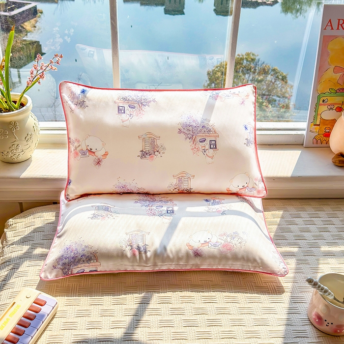91家纺网 家纺一手货源 找家纺 姝辰 2026新款莱赛尔嵌绳卡通印花枕套儿童夏季凉感冰丝枕套幼儿园乳胶枕套枕罩 春日来信