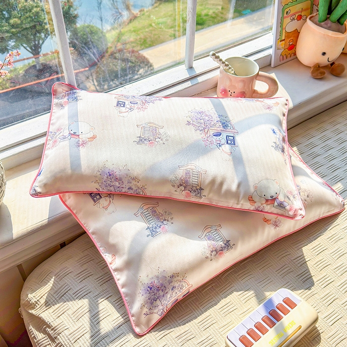 91家纺网 家纺一手货源 找家纺 姝辰 2026新款莱赛尔嵌绳卡通印花枕套儿童夏季凉感冰丝枕套幼儿园乳胶枕套枕罩 春日来信