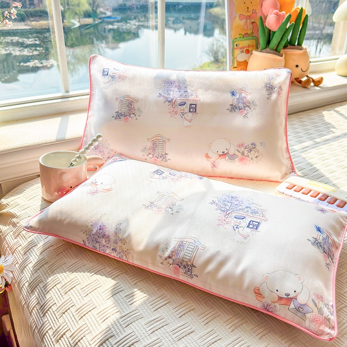 91家纺网 家纺一手货源 找家纺 姝辰 2026新款莱赛尔嵌绳卡通印花枕套儿童夏季凉感冰丝枕套幼儿园乳胶枕套枕罩 春日来信
