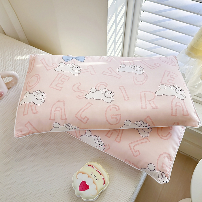 91家纺网 家纺一手货源 找家纺 姝辰 2026新款莱赛尔嵌绳卡通印花枕套儿童夏季凉感冰丝枕套幼儿园乳胶枕套枕罩 欢乐小兔