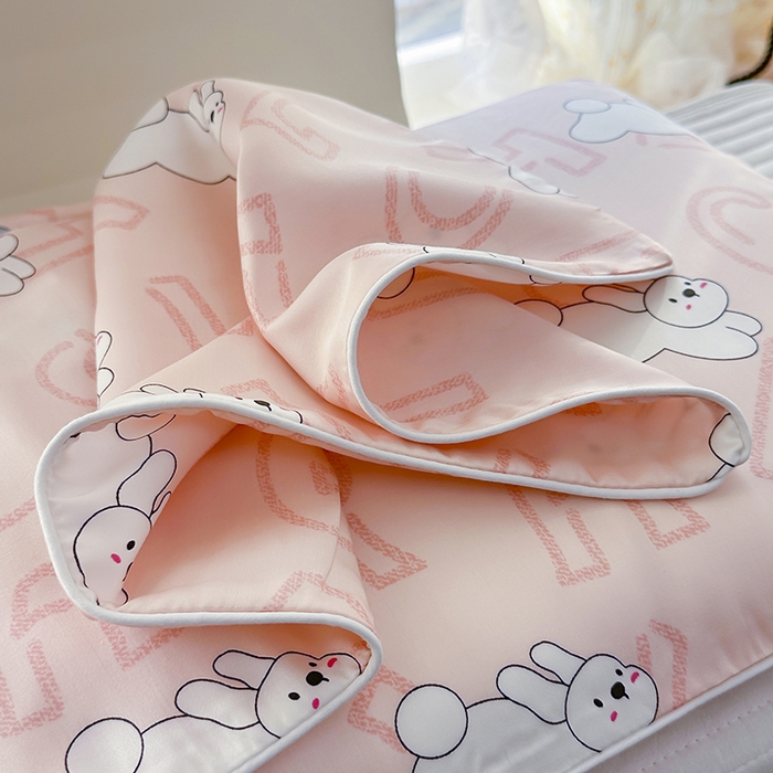 91家纺网 家纺一手货源 找家纺 姝辰 2026新款莱赛尔嵌绳卡通印花枕套儿童夏季凉感冰丝枕套幼儿园乳胶枕套枕罩 欢乐小兔