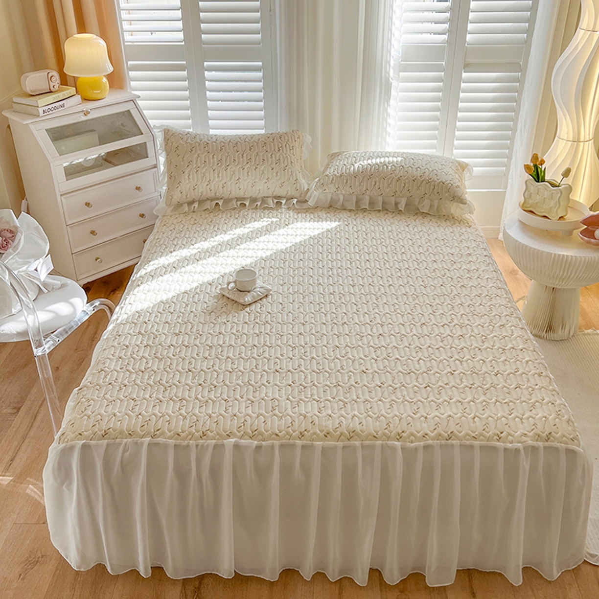 91家纺网 家纺一手货源 找家纺 慕澄2026新款小清新印花凉感丝花床裙款乳胶凉席 叶子青青