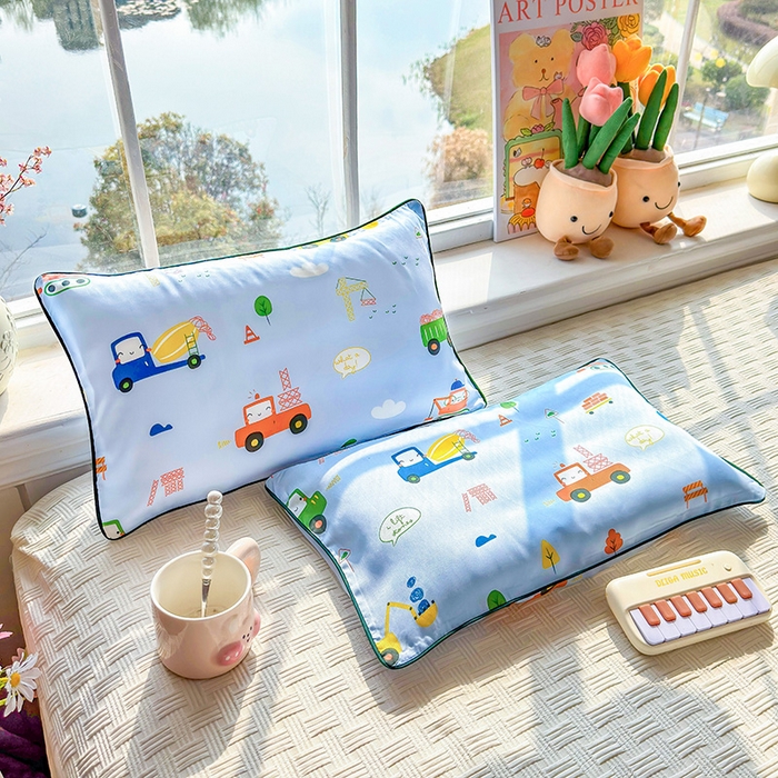 91家纺网 家纺一手货源 找家纺 姝辰 2026新款莱赛尔嵌绳卡通印花枕套儿童夏季凉感冰丝枕套幼儿园乳胶枕套枕罩 天空车城