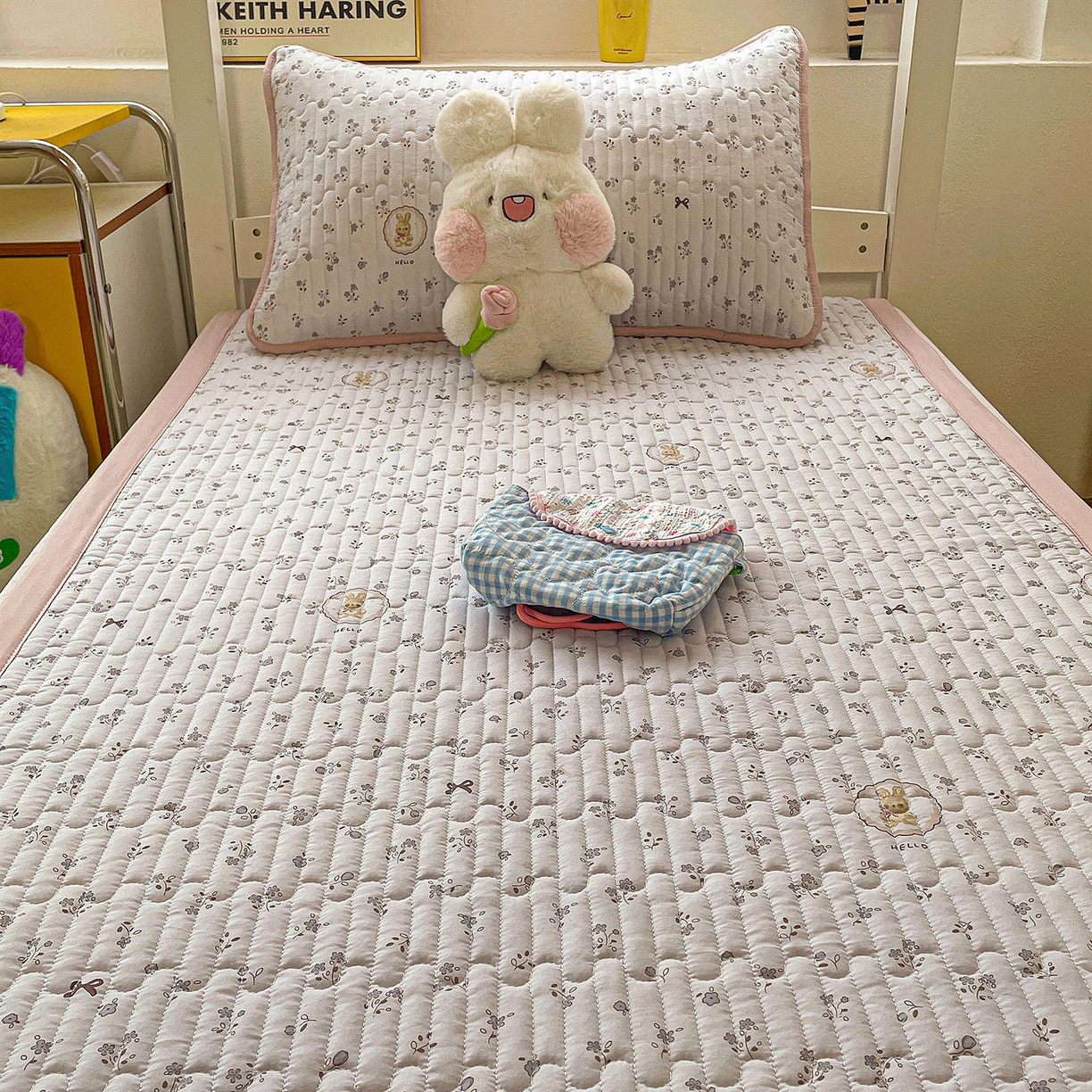 91家纺网 家纺一手货源 找家纺 纽缦家纺 2026新款A类水洗棉夹棉学生床垫 恋空灰