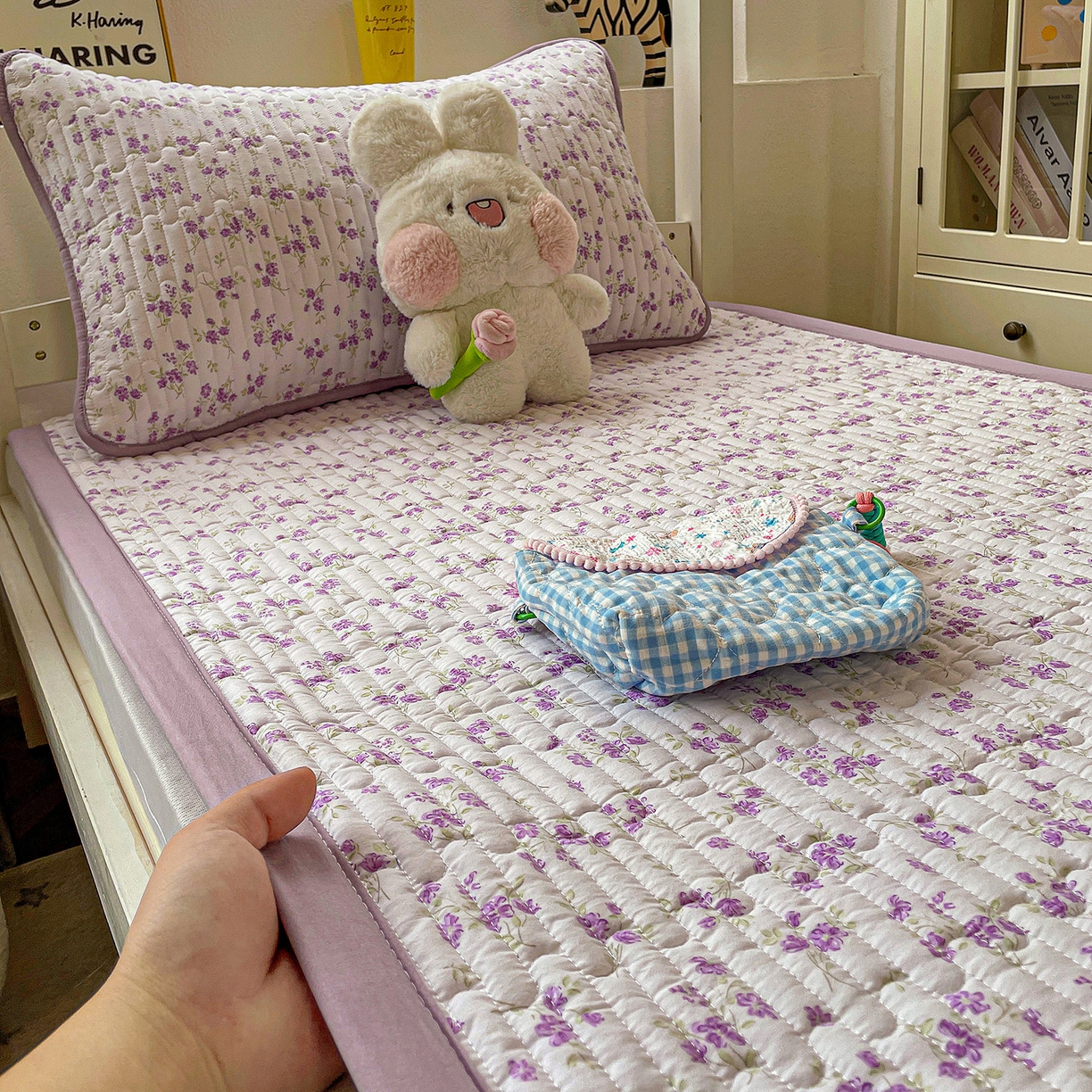 91家纺网 家纺一手货源 找家纺 纽缦家纺 2026新款A类水洗棉夹棉学生床垫 波影紫