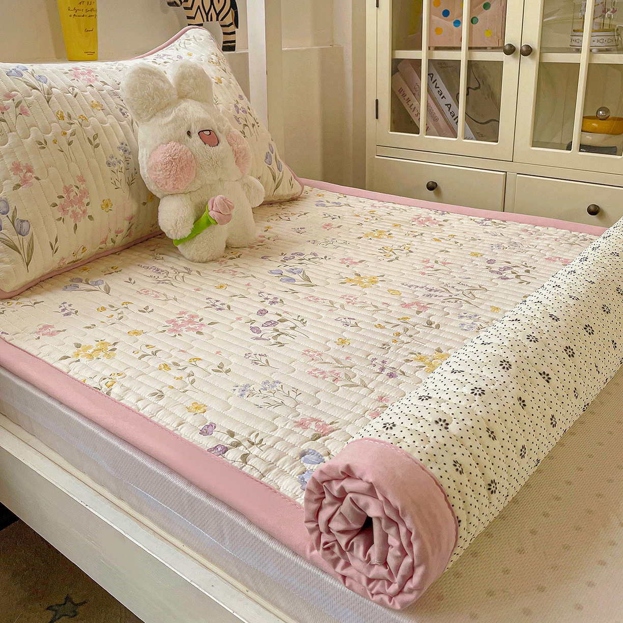 91家纺网 家纺一手货源 找家纺 纽缦家纺 2026新款A类水洗棉夹棉学生床垫 聆风