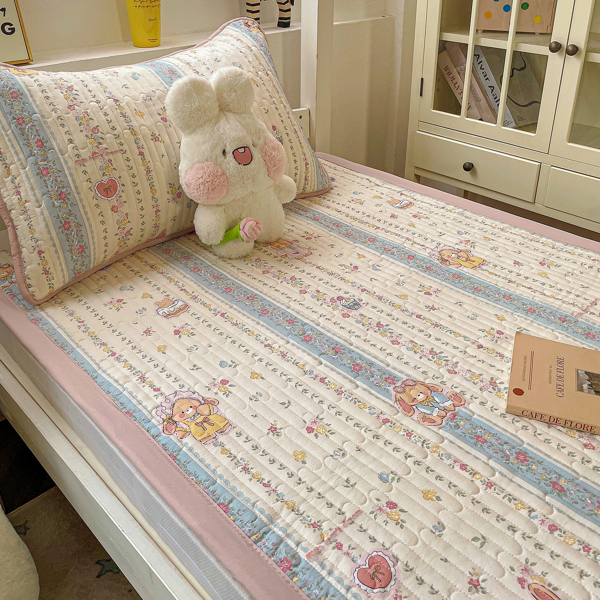 91家纺网 家纺一手货源 找家纺 纽缦家纺 2026新款A类水洗棉夹棉学生床垫 幸运狗