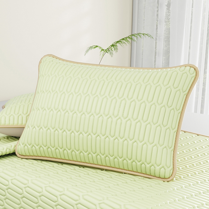 91家纺网 家纺一手货源 找家纺 家品罗兰 2026新款夏季A类纯色乳胶冰丝凉席枕套凉感家用可机洗单人学生宿舍48×74cm一只一对 乳胶冰丝枕套-果绿