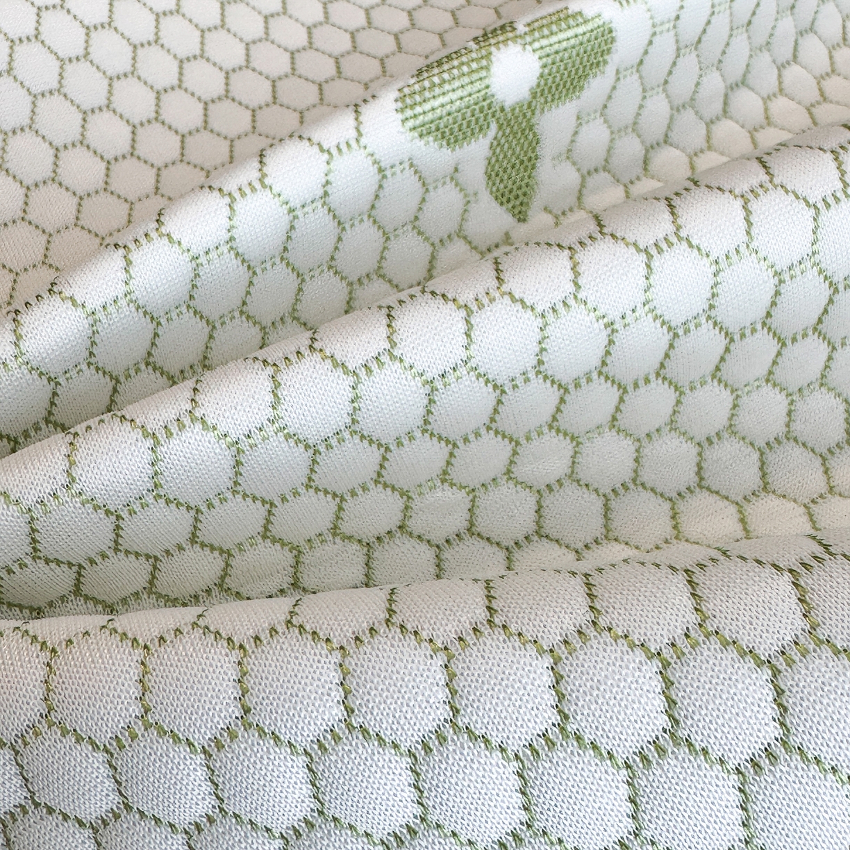 91家纺网 家纺一手货源 找家纺 奇丝雅 2026新款夏季A类卡通冰豆豆冰丝凉席枕套凉感家用可机洗单人学生宿舍48×74cm一只一对 抱抱熊-绿