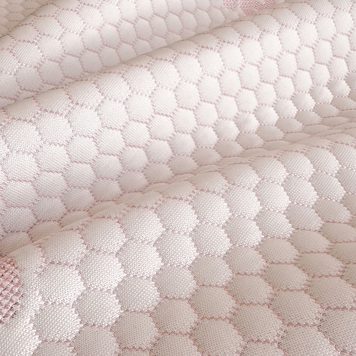 91家纺网 家纺一手货源 找家纺 奇丝雅 2026新款夏季A类卡通冰豆豆冰丝凉席枕套凉感家用可机洗单人学生宿舍48×74cm一只一对 卡皮巴拉-粉