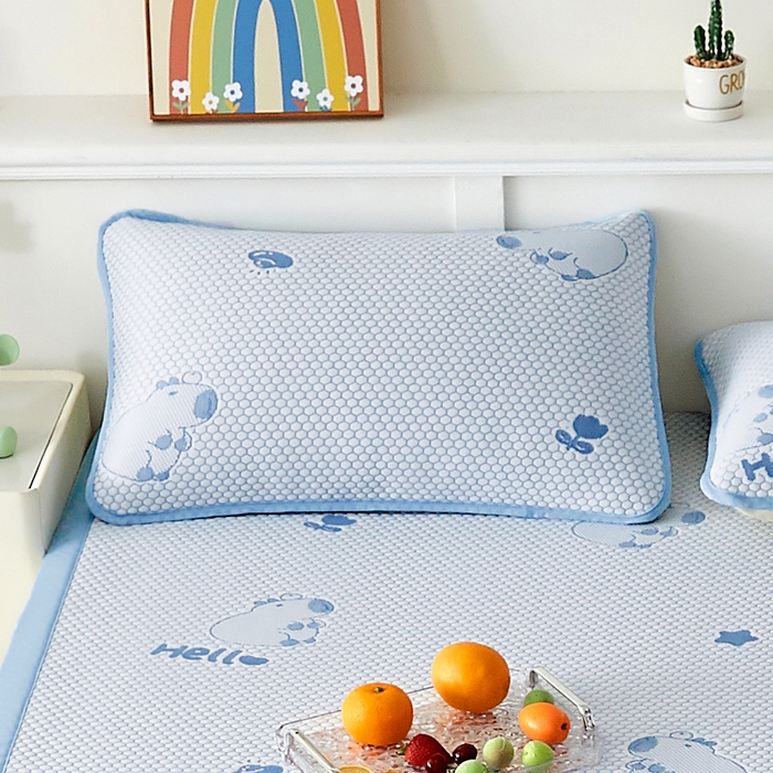 91家纺网 家纺一手货源 找家纺 奇丝雅 2026新款夏季A类卡通冰豆豆冰丝凉席枕套凉感家用可机洗单人学生宿舍48×74cm一只一对 卡皮巴拉-蓝