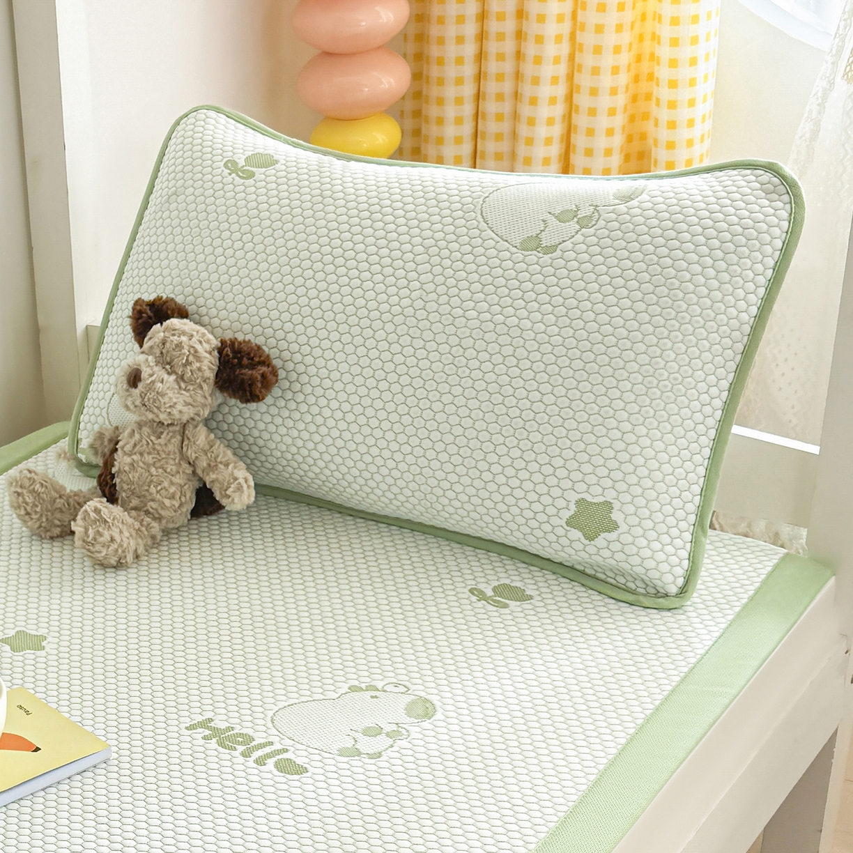 91家纺网 家纺一手货源 找家纺 奇丝雅 2026新款夏季A类卡通冰豆豆冰丝凉席枕套凉感家用可机洗单人学生宿舍48×74cm一只一对 卡皮巴拉-绿