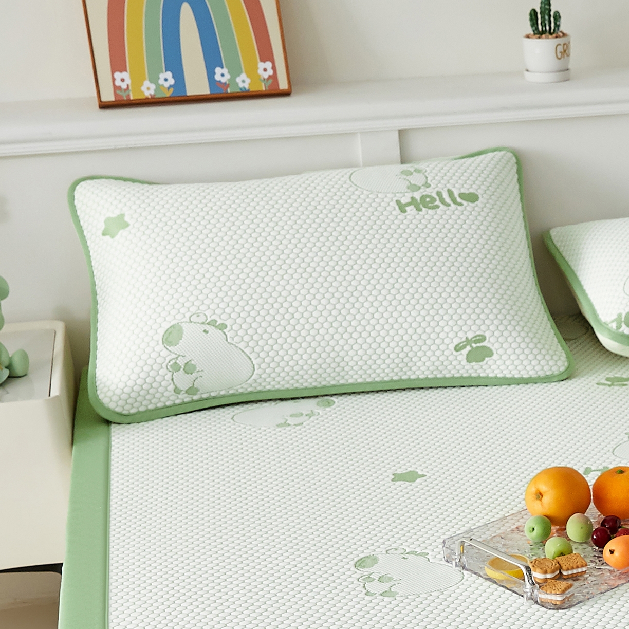 91家纺网 家纺一手货源 找家纺 奇丝雅 2026新款夏季A类卡通冰豆豆冰丝凉席枕套凉感家用可机洗单人学生宿舍48×74cm一只一对 卡皮巴拉-绿