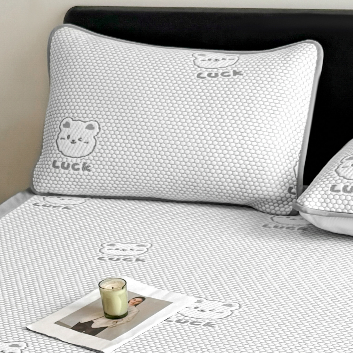 91家纺网 家纺一手货源 找家纺 奇丝雅 2026新款夏季A类卡通冰豆豆冰丝凉席枕套凉感家用可机洗单人学生宿舍48×74cm一只一对 小冰熊-灰