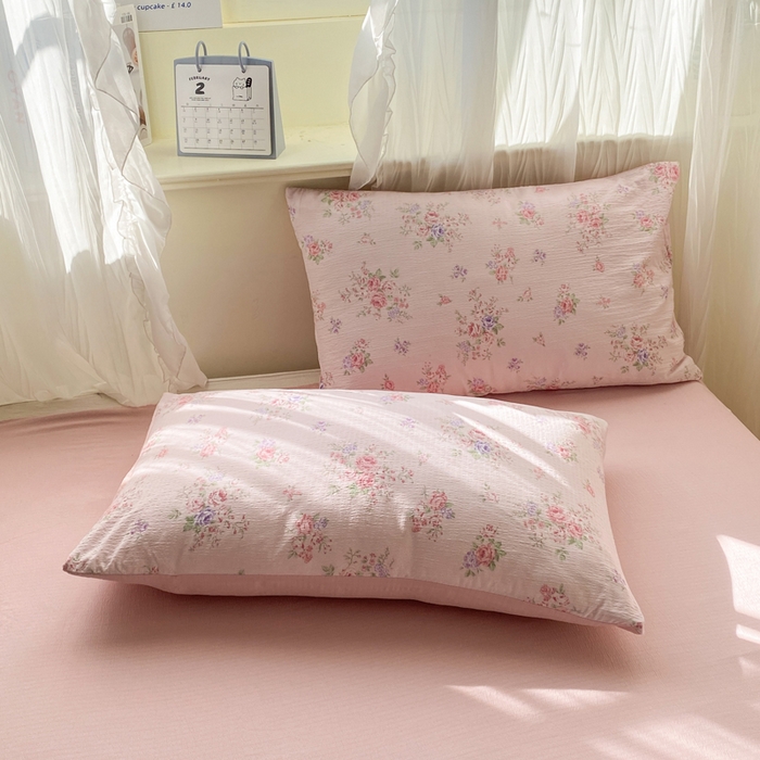 91家纺网 家纺一手货源 找家纺 红日子纺织品 2026新款云感皱皱纱四件套 蔷薇序曲