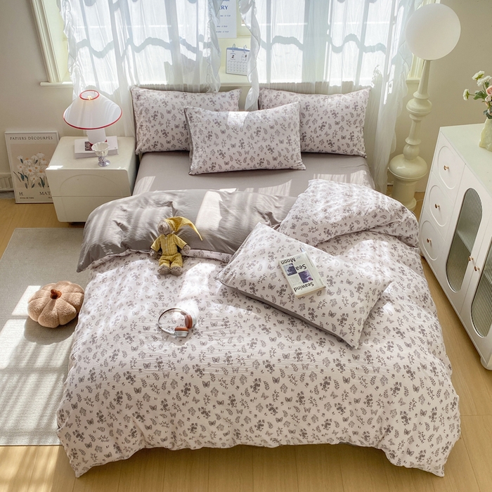 91家纺网 家纺一手货源 找家纺 红日子纺织品 2026新款云感皱皱纱四件套 浮梦花影