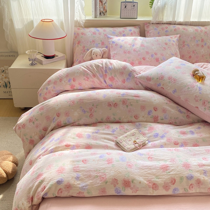 91家纺网 家纺一手货源 找家纺 红日子纺织品 2026新款云感皱皱纱四件套 山花烂漫