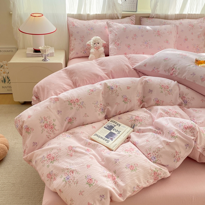 91家纺网 家纺一手货源 找家纺 红日子纺织品 2026新款云感皱皱纱四件套 蔷薇序曲